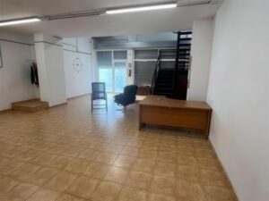 Fotografía 3 · Local comercial de 150 m² en Pardinyes