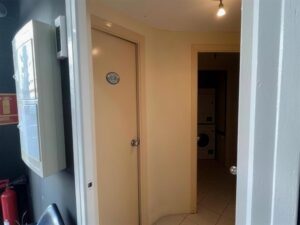 Fotografía 8 · Local comercial de 120 m² en Cappont